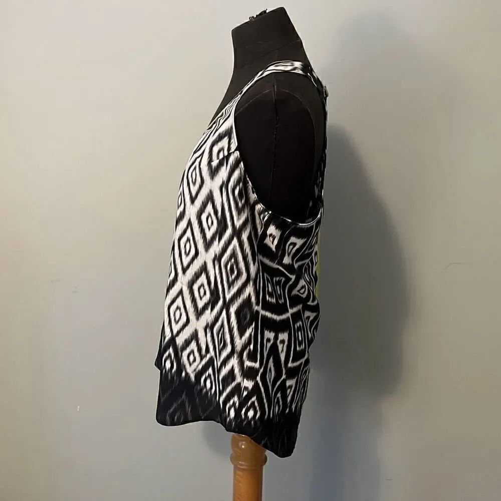 Charlie Jade Geometric Neon Tank - Picture 4 of 8